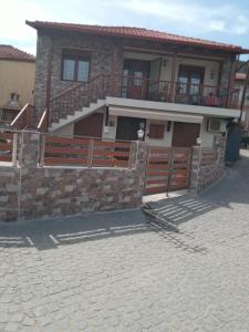 Budova, v ktorej sa apartmán nachádza