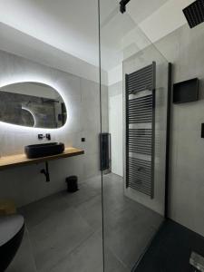 Bany a Veralto - Modern Suite with Como Lake view