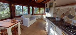 Gallery image of La casetta a due passi dal mare in Capo Coda Cavallo +16 photos