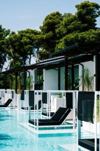 Kolam renang di atau dekat dengan Kallithea Village hotel