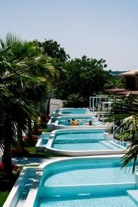 Kolam renang di atau dekat dengan Kallithea Village hotel
