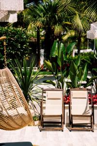 Taman di luar Kallithea Village hotel