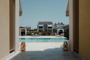 Piscina a La mas - seaside flats o a prop