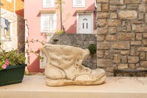 Afbeelding uit fotogalerij van Stone house Joe in Preko