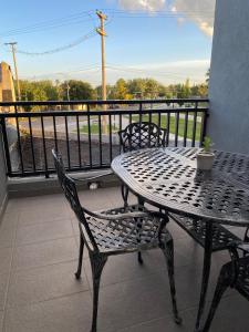 En balkon eller terrasse på Gergis House