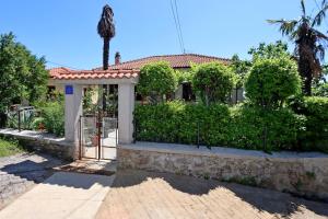 Vonkajšia záhrada v ubytovaní Apartments with a parking space Opatija - Pobri, Opatija - 7813