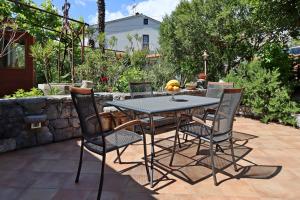 Vonkajšia záhrada v ubytovaní Apartments with a parking space Opatija - Pobri, Opatija - 7813