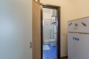 Ένα μπάνιο στο Apartments by the sea Sveti Ivan, Umag - 7002