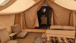Posezení v ubytování Sky Camping 獨享一帳包區