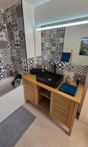 Фотография из галереи Studio lumineux Macadamia в Сен-Дени
