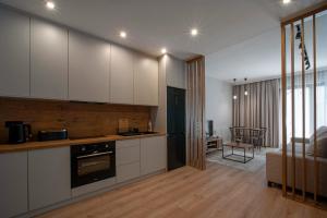 Η κουζίνα ή μικρή κουζίνα στο Apartament Kościuszki 47m44