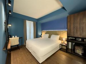Postel nebo postele na pokoji v ubytování Design Hotel & Private Spa - Tbilisi Edition