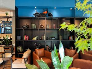 Posezení v ubytování Design Hotel & Private Spa - Tbilisi Edition