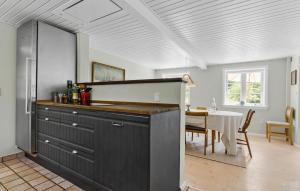 Fotografie z fotogalerie ubytování Beautiful Home In Aakirkeby With Wifi v destinaci Åkirkeby + 21 fotografií
