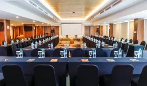 Ärikülastajate ala ja/või konverentsiruum majutusasutuses Next Hotel Yogyakarta