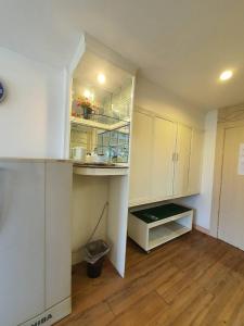 Η κουζίνα ή μικρή κουζίνα στο The Pacific Cool Chic