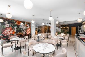 Restoran atau tempat lain untuk makan di Avena Resort & Spa Hotel