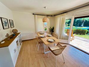 Η κουζίνα ή μικρή κουζίνα στο Illa 76