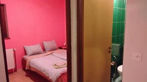 Postel nebo postele na pokoji v ubytování Sobe pri Valentinu