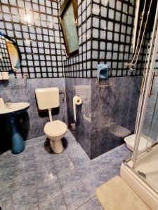 Ένα μπάνιο στο Apartment MIHA