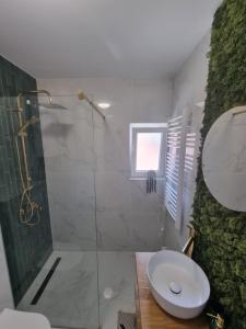 Koupelna v ubytování Luxor Apartmani 2