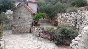 Vonkajšia záhrada v ubytovaní Villa ECCO NATURE