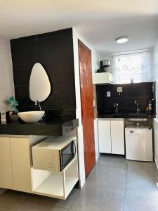 Dapur atau dapur kecil di Flat Container Pontal do Atalaia +96 gambar