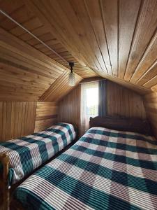 Afbeelding uit fotogalerij van The Cottage in the Mountains in Gomi +8 foto's