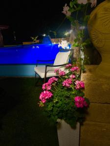 Bazén v ubytování Green Park Hotel & Residence nebo v jeho okolí