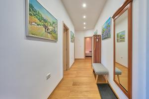 Fotografie z fotogalerie ubytování Apartment Lux Gold Opatija v destinaci Opatija
