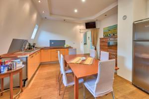Fotografie z fotogalerie ubytování Apartment Lux Gold Opatija v destinaci Opatija