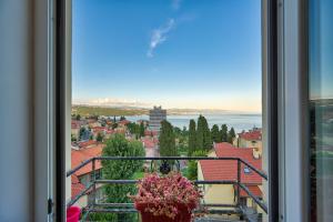 Fotografie z fotogalerie ubytování Apartment Lux Gold Opatija v destinaci Opatija