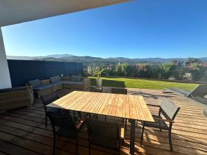 Nespecifikovaný výhled na hory nebo výhled na hory při pohledu z apartmánu