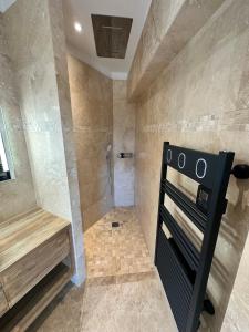 Koupelna v ubytování Résidence LMG + 33 fotografií