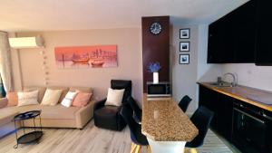 Posezení v ubytování Sofia ocean view free wi-fi check-in 24 hours + 37 fotografií