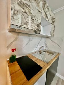 Kuchyň nebo kuchyňský kout v ubytování SPIRANCA Luxury Home
