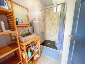 Gallery image of Le Baki - Lac, randonnée, vue in Devesset