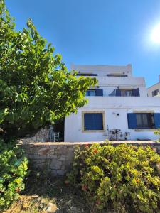 Gallery image of Helios Sea View Apartments in Agia Pelagia Kythira