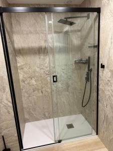 Et badeværelse på La Cala Penthouse Retreat + 61 billeder