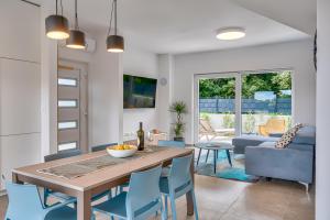 Posezení v ubytování Villa Blue Oasis Ližnjan with Private Pool