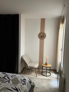 Postel nebo postele na pokoji v ubytování Au Coeur de Collioure