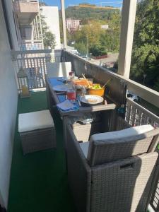 Jídlo v apartmánu nebo okolí