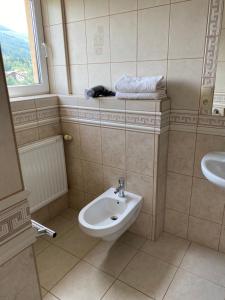 Ένα μπάνιο στο Ostoja +19 φωτογραφίες