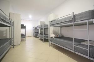 Kuchyň nebo kuchyňský kout v ubytování Hostel K13