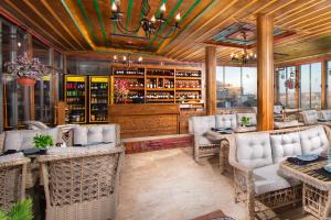 Cappadocia Pegasos Cave Suite Hotel italokat is kínál