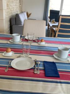 Billede fra billedgalleriet på Les gîtes des Lauriers roses Chambre privée Île d Aix i Geay