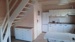 Kuchyň nebo kuchyňský kout v ubytování Domek nad morzem Jerzyk 506-385-791 + 3 fotografie