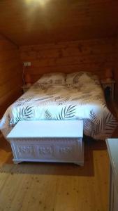 Postel nebo postele na pokoji v ubytování Loue chalet