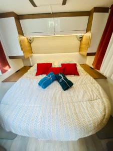 Ένα ή περισσότερα κρεβάτια σε δωμάτιο στο Vanlodge