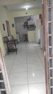 Η κουζίνα ή μικρή κουζίνα στο Casa De férias Santa cruz